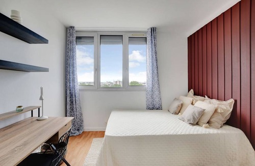 Le Kremlin-Bicetre Resort | 77 m² Private room ∙ 1 bedroom ∙ 5 guests