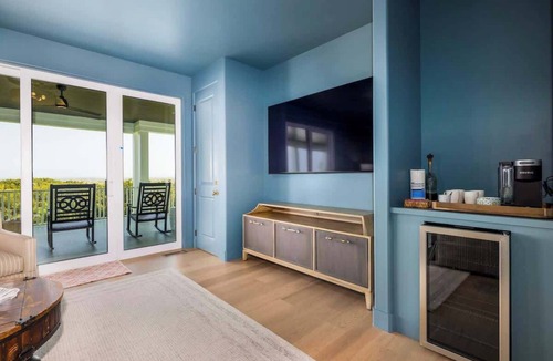 Saint Helena Island House | 779 Marlin Drive