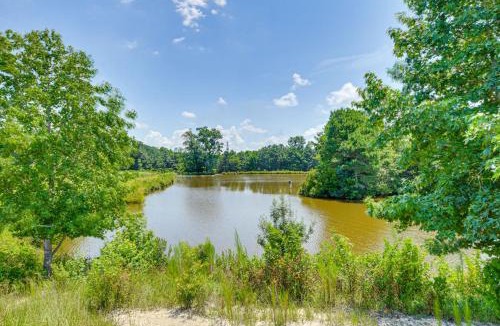 Bunnlevel House | 78-Acre Retreat Near Campbell U: Fish, Play, Relax