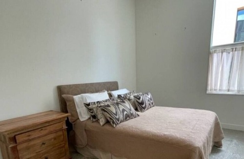 Williamstown Apartment | 78) New Condo Downtown!