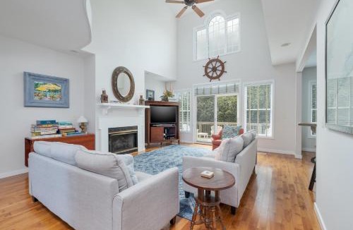 Brigands' Bay House | 7813 - Dock Tails
