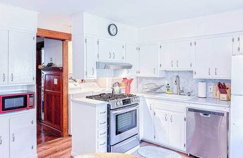 Norwich Apartment | 79-1 3br apartment