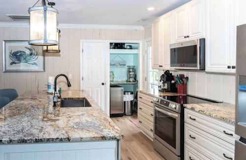 Saint Helena Island Cabin | 796 Marlin Dr