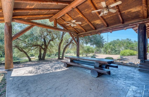 Marble Falls Cabin | 7BD Retreat w/Pool, Hot Tub—Sleeps 28 | Pet Friendly