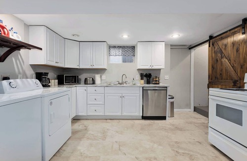 Liberty House | 7BR 4Bath|Perfect for Groups|ALL KING BEDS