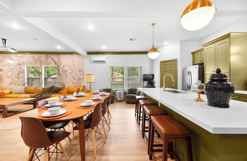 Greater East End House | 7BR 7BA Gated Luxury