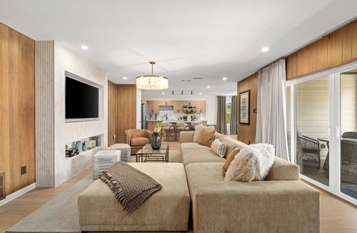 MacGregor House | 7BR Ensuite Pool/Spa Bridal Prep Room Slps 21