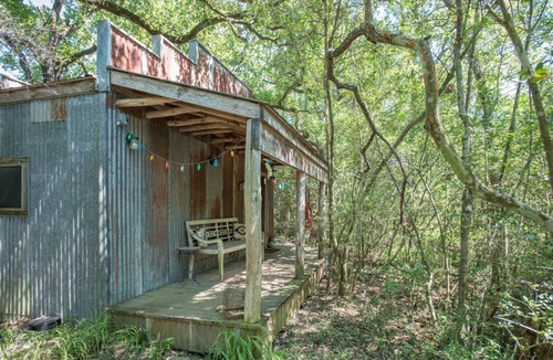 Wellborn Cabin | 7F Lodge - Mexico - Fiesta or Siesta w/Jacuzzi Tub and Breakfast