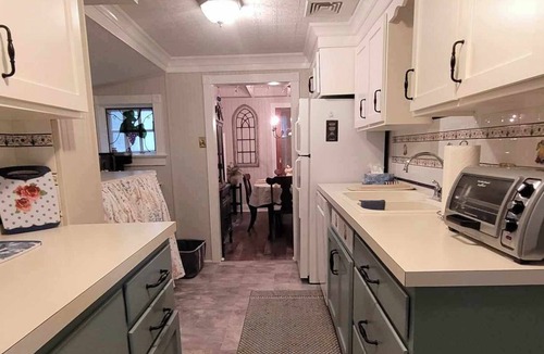 Mount Gretna Heights Cottage | 7th Heaven – Classy & Comfortable Mount Gretna Cottage, New!