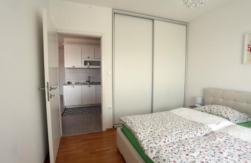 Sarsoni Apartment | 7th Heaven