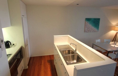 Hawks Nest Apartment | 8/13-15 Beach Rd Hawks Nest