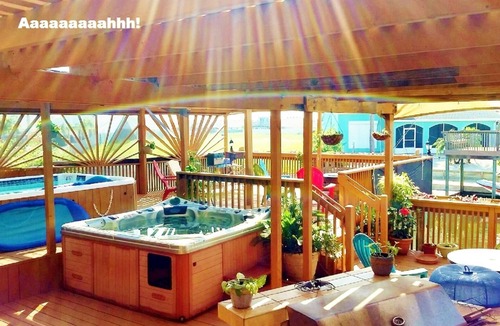 Corpus Christi Condo | 8/4 Island Waterfront 2 Kit 2 Private Pools 2 Hot Tubs