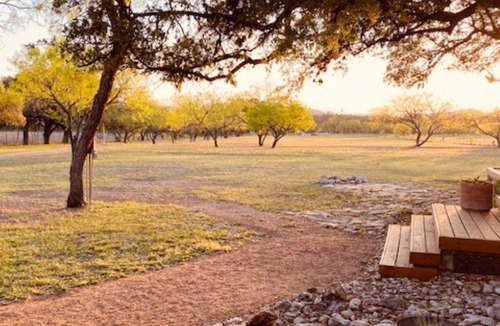 Camp Wood House | 8 Acre Private River Front Sleeps 17-Nomad Ranch