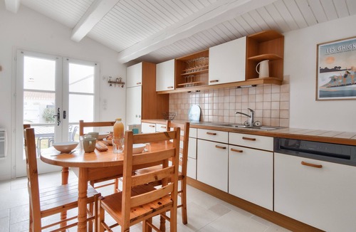 Noirmoutier-en-l'Ile House | 8 adults - 2 kids - Salt marshes and beaches