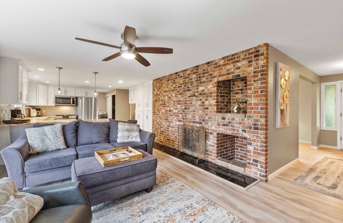 Federal Way House | 8 Bed Exec Lux Stay w/Marine Views