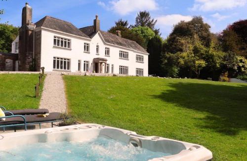 Saint Columb Major House | 8 Bed in Trekenning 81510