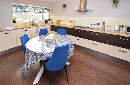 Morecambe Cottage | 8 bedroom accommodation in Morecambe