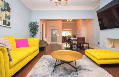 Morecambe Cottage | 8 bedroom accommodation in Morecambe