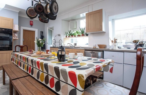 Brixham Cottage | 8 bedroom accommodation in Brixham