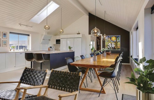 Thisted House | 8 bedroom awesome home in Thisted