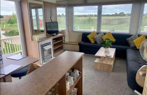 Chapel Saint Leonards Other | 8 Berth 3 bed caravan Golden palm ML9