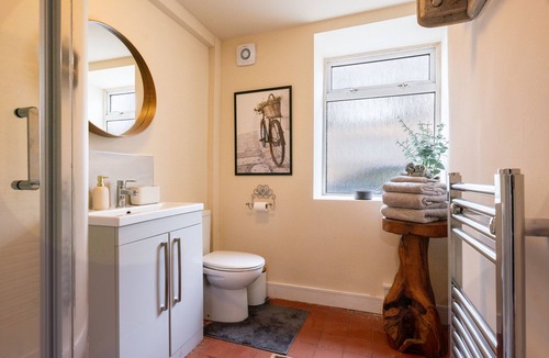 Padfield Cottage | 8 Booth Court