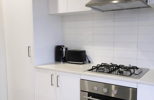 Brookfield House | 8-Guest Accommodation with Kids' Room