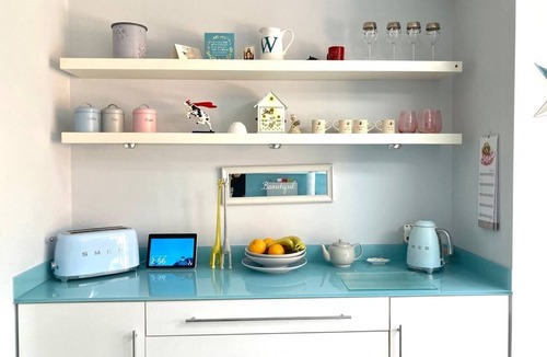 Coventry House | 8 Guest's House.... Wow!