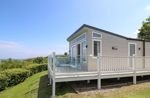 New Quay House | 8 Harbour View