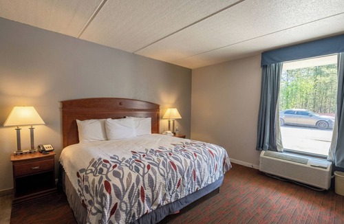 Americus Hotel | 8 Inn