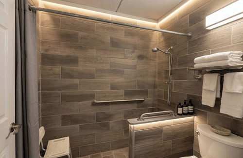 Americus Hotel | 8 Inn