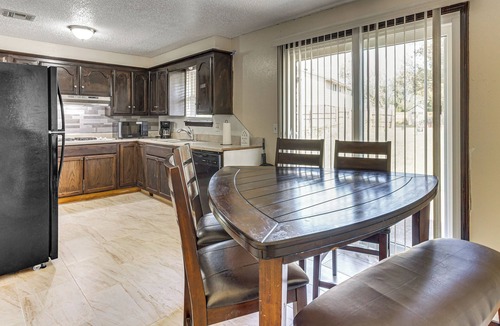 Central Oklahoma City House | 8 Mi to Bricktown Fun: Quiet Family Retreat