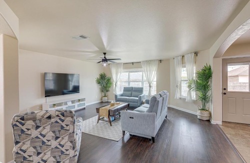 Killeen House | 8 Mi to Fort Cavazos! Modern Home w/Fire Pit