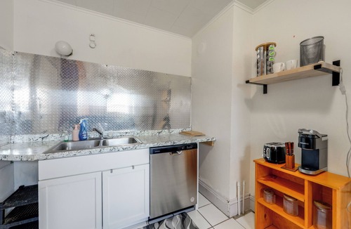 Phoenix Apartment | 8 Mi to Micron Technology! River-View Apt!
