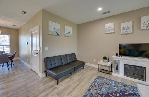 Lindale House | 8 Mi to State Park: Home w/Fenced Yard in Lindale
