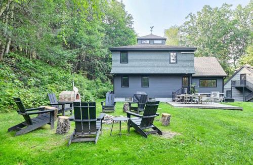 Housatonic House | 8 Mi to Tanglewood & Butternut Ski: Spacious Home!