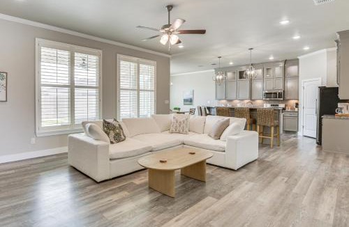 Lubbock House | 8 Mi to Texas Tech: Spacious Lubbock Home