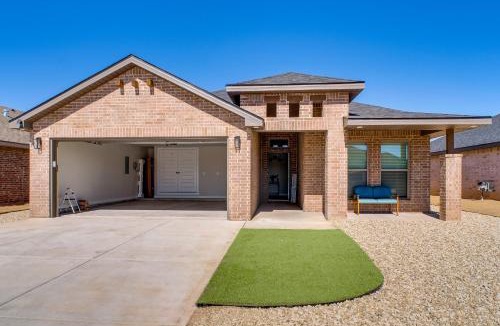 Lubbock House | 8 Mi to TTU! Pet-Friendly Home w/Patio & Yard