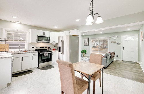 Highland Springs House | 8 Mi to VCU: City Explorer's Base in Richmond