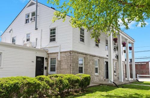 Audubon Apartment | 8 Min to Churchill Downs Perfect for Groups