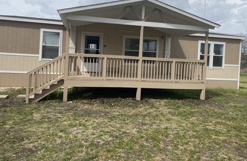 Del Valle House | 8 Minutes from COTA - 6 acre lot