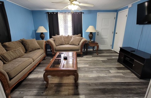 Covington House | 8 Minutes from Mystic