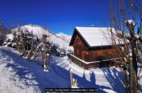Albiez-le-Vieux Ski Chalet | 8 person chalet at the foot of the ski slopes in SAVOIE albiez-montrond resort