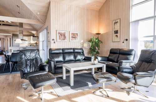 Nørre Lyngvig House | 8 person holiday home in Hvide Sande