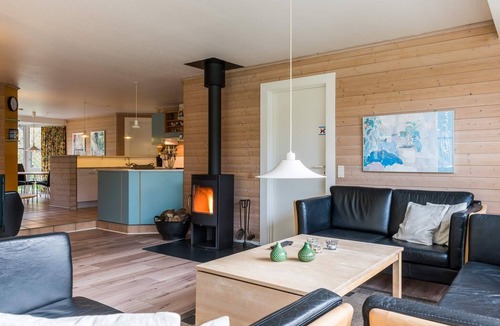 Lonne Hede House | 8 person holiday home in Nørre Nebel