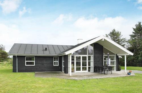 Lonstrup House | 8 person holiday home in Hjørring-By Traum