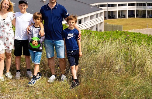 Sondervig Apartment | 8 person holiday home on a holiday park in Ringkøbing