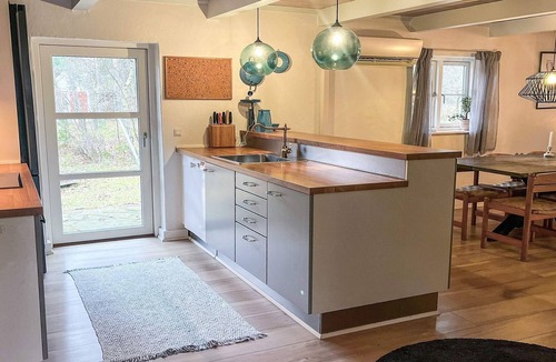 Oster Somarken House | 8 person holiday home in Aakirkeby