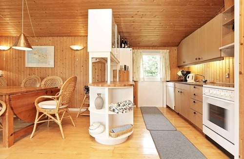 Dannemare House | 8 person holiday home in Dannemare