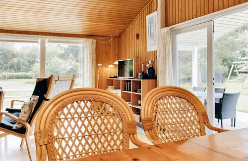 Dannemare House | 8 person holiday home in Dannemare